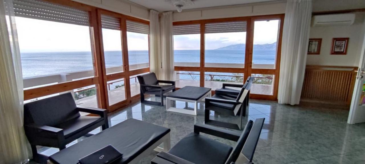 Hotel L'Oasi Кала Гононе Екстериор снимка